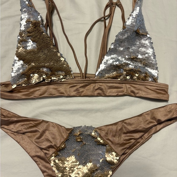 Beach Bunny Shimmer Bikini - Picture 2 of 5